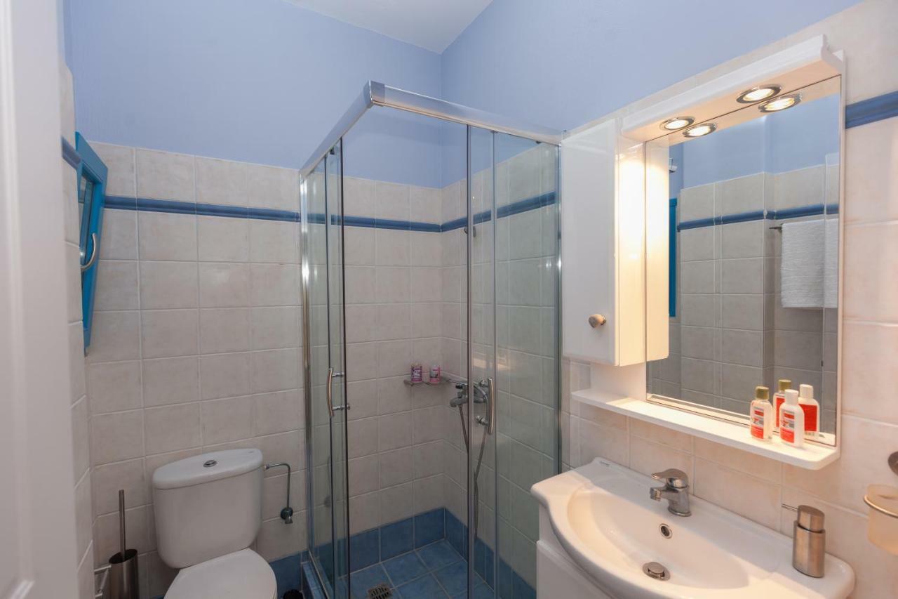 Just Blue With Amazing Sea Views In Piso Livadi Villa Eksteriør billede