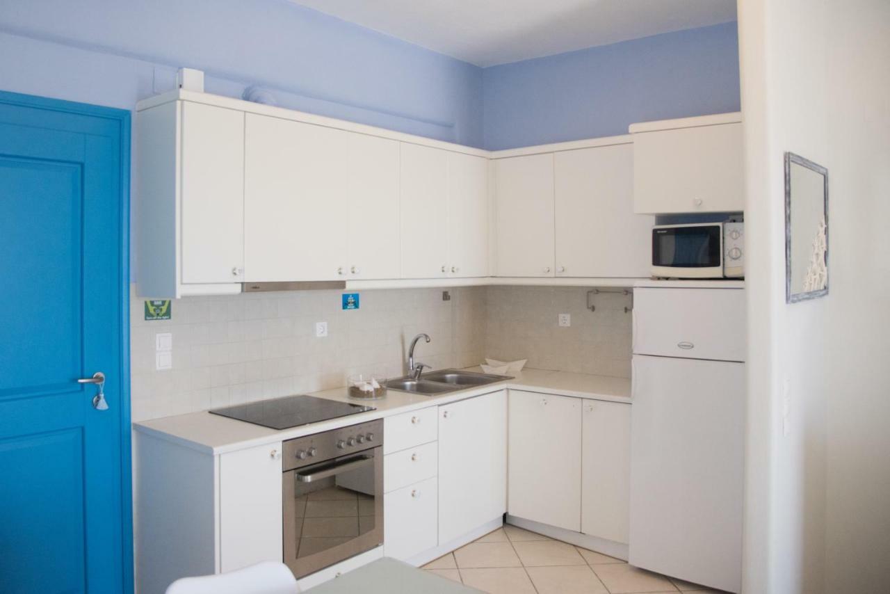 Just Blue With Amazing Sea Views In Piso Livadi Villa Eksteriør billede