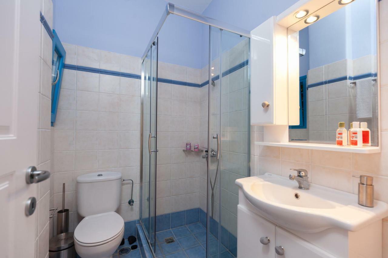 Just Blue With Amazing Sea Views In Piso Livadi Villa Eksteriør billede